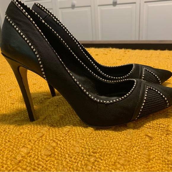 GX by Gwen Stephanie High Heels 🔥 - Picture 1 of 7